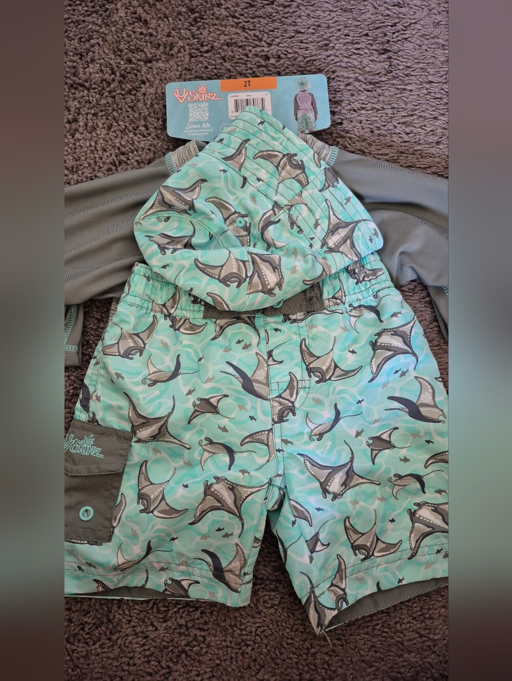 UV Skinz Kids' Gray & Teal Ray Rashguard Swim Set - Picture 2 of 3